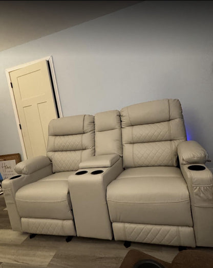 Mónaco® SHOPFLIX — Convierte tu sala en tu propio VIP.