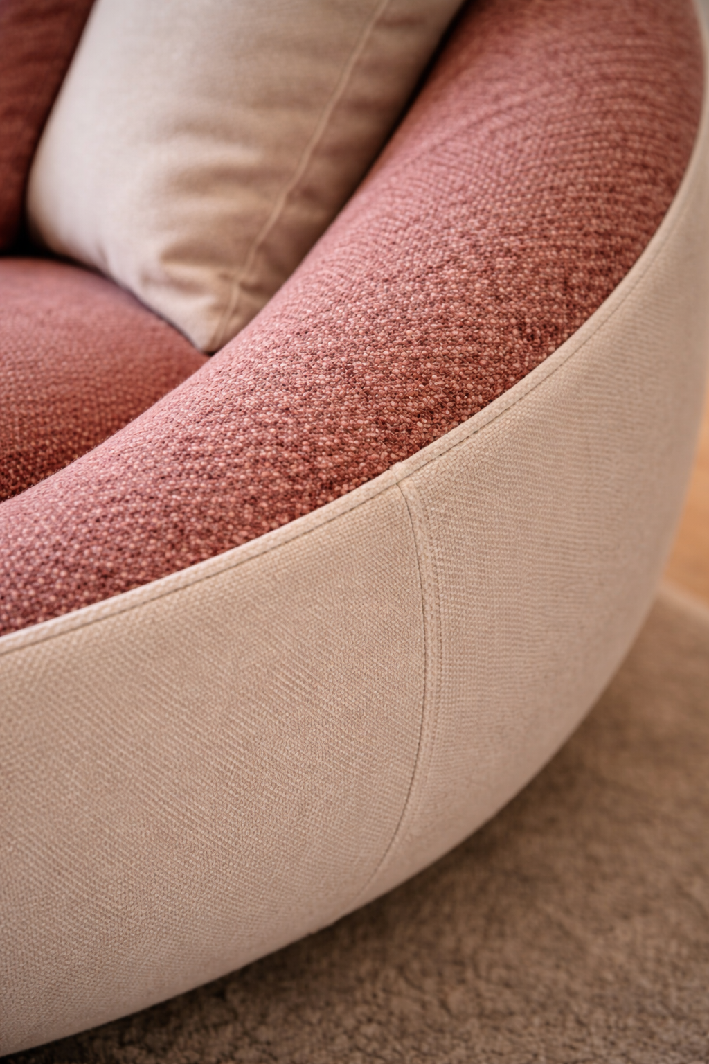 Órbita® SHOPFLIX — El centro de atención en cualquier sala.